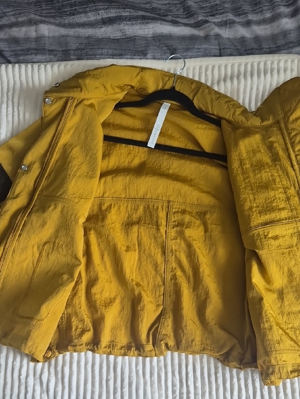 Lululemon Water-Repellent Jacket - Picture 6 of 13